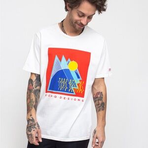 Topo designs graphic tee